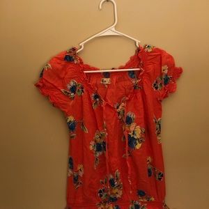 Hollister Women’s shirt. Size S.